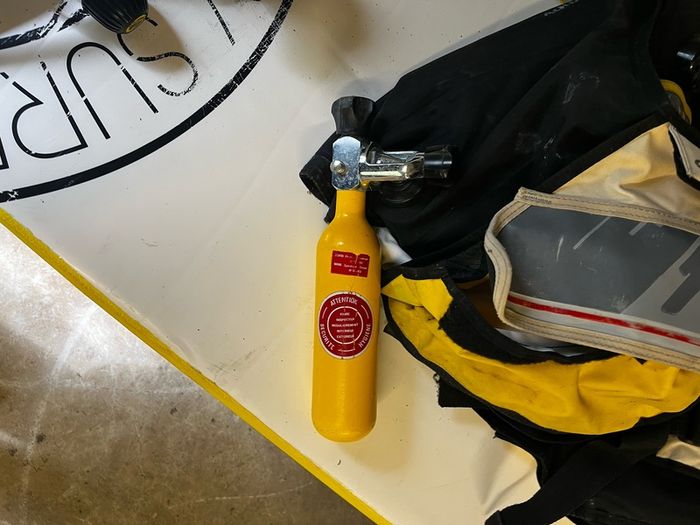 Scuba gear: BCD, Reg (incl octopus), dive computer and cyclinder