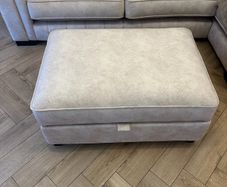 DFS Footstool