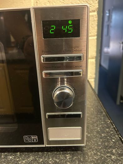 Dimplex Mircowave 20L 800W