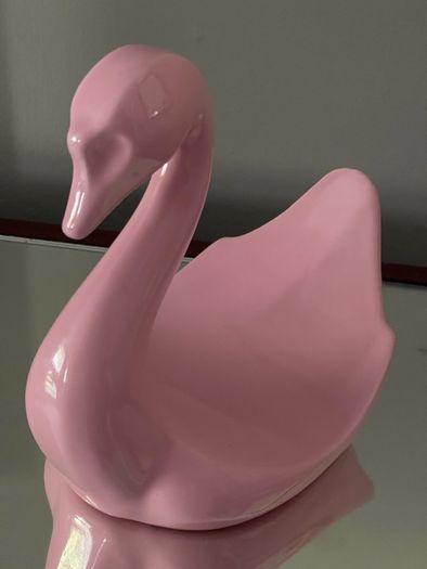 80s retro ceramic swan guest towel or napkin holder