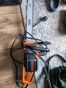 Black & Decker Electric Chainsaw