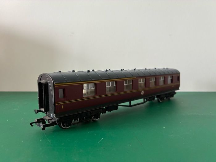 Two OO Gauge Red Passenger Coaches