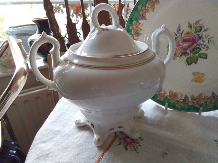 Mixed lot of China & Delph