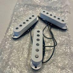 Squier Affinity Pickups SSS (original stock)