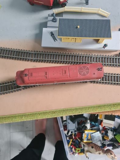 00 guage American locomotive