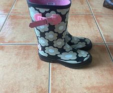 wellies