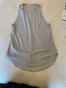 Lululemon run top - size 8