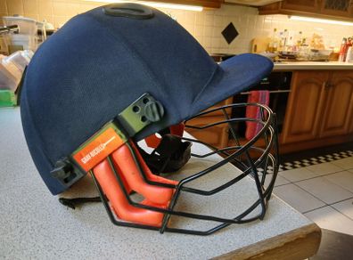 Gray Nicolls Cricket Helmet Size 7-7 1/8