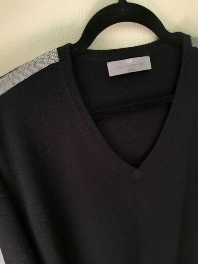 100% Wool Paul Costelloe Living Studio V-neck Jumper