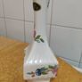 Aynsley Pembroke Pattern Square Sided Bud Vase in excellent condition Image 5