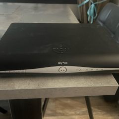 sky hd box