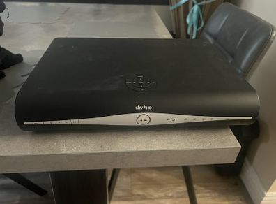 sky hd box