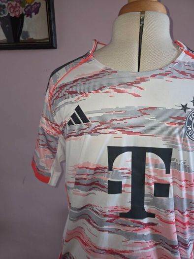 2025/26 FC Bayern Muinch Away Jersey - Large size
