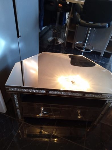 mirrored tv unit
