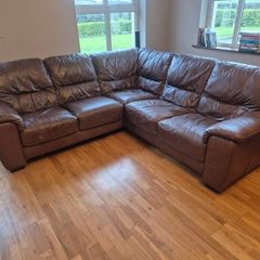 corner couch Brown leather