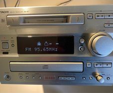 Hitachi MD/CD/radio Receiver AX-M7  Mini Disc CD Receiver Tuner for rapair