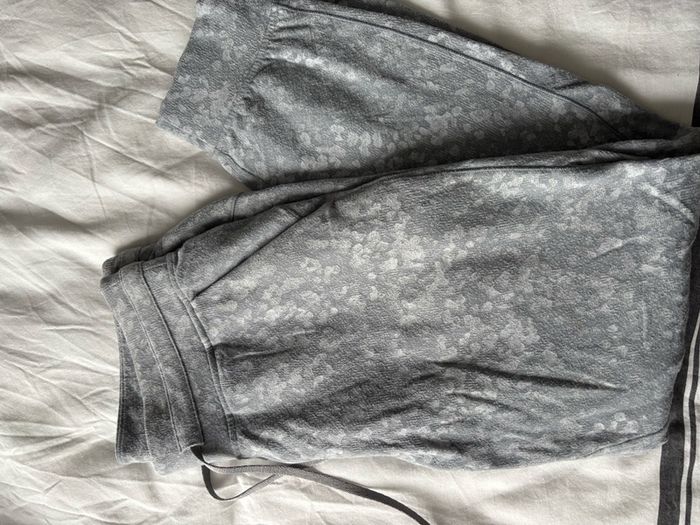 Lululemon joggers us8