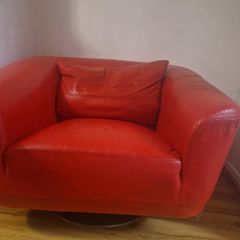 Free to go real leather swirl armchair and footstool