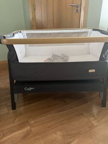 Tutti  Cozee Bedside Crib