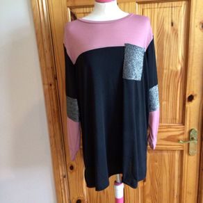 Emery Rose Ladies Black and pink long sleeve top 2XL Uk 22/24 postage included