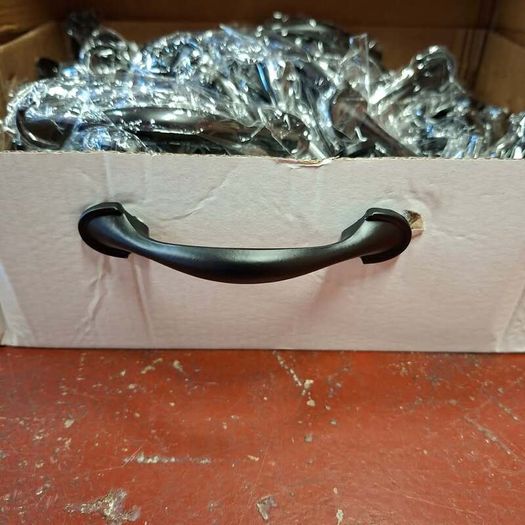1 Black Cupboard Handle 75mm Hole Centre With Screws