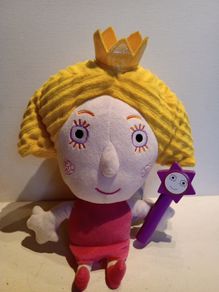 Ben and Holly Silly Spells Holly Talking Plush