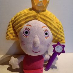 Ben and Holly Silly Spells Holly Talking Plush