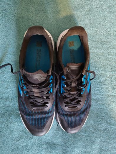 Adidas Terrex 320 Size UK10 1/2