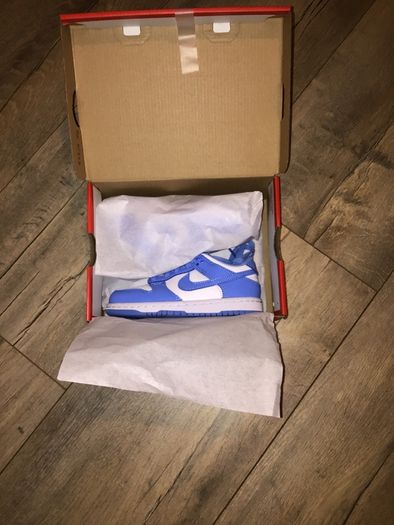 NEW University blue dunks low (ps) size uk10 and 11 kids