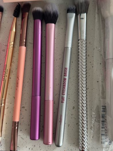 Makeup brushes new 100% genuine