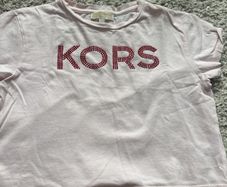 Michael Kors pink tee  (10/138)