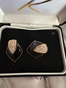 vintage clip on earrings