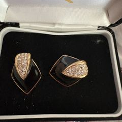 vintage clip on earrings