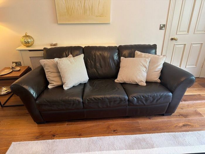 Natuzzi Italian Leather Sofa Suite  4 Seater, 2 S
