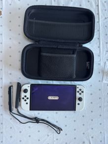 Nintendo Switch OLED + Accesories