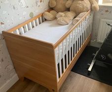 Baby/ Toddler Cot Bed