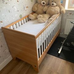 Baby/ Toddler Cot Bed