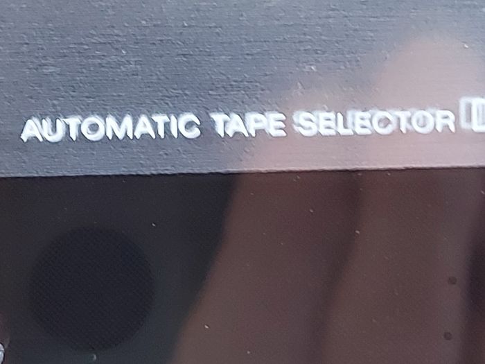 Sony Micro HiFi Component System, Model CMT-CP1, Radio, Tape & CD, all working fine and in very good condition