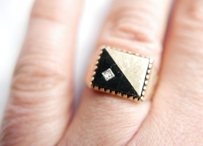 Mens Ring Signet Genuine Solid 9Ct Yellow Gold Onyx 3,3g size S1/2