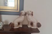 mantle dogs