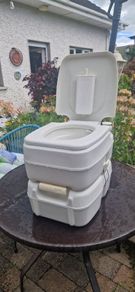 Portable Toilet (Fiamma)