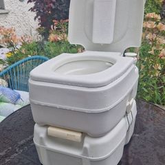 Portable Toilet (Fiamma)