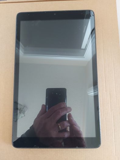 ALCATEL One Touch, PIXI 3 (10 Generation), Model 8079,  8GB, in excellent condition