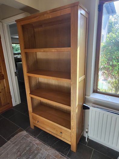 Solid Oak Bookcase /  Bookshelf