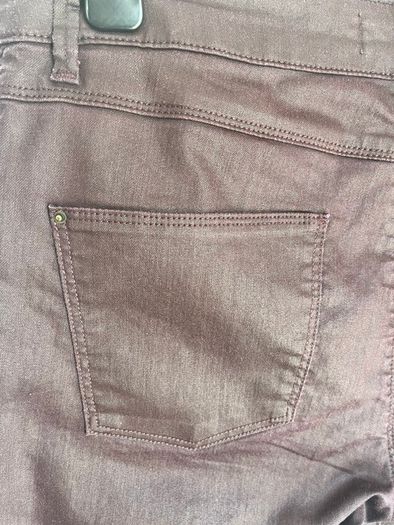 Marks & Spencer Ladies Faux Leather Brown Slender Ankle Grazer Trousers, Jeans. Size 14 Medium. Slight Stretch. In Excellent Condition