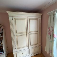 Wardrobe - Easy to transport