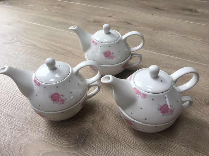 teapots