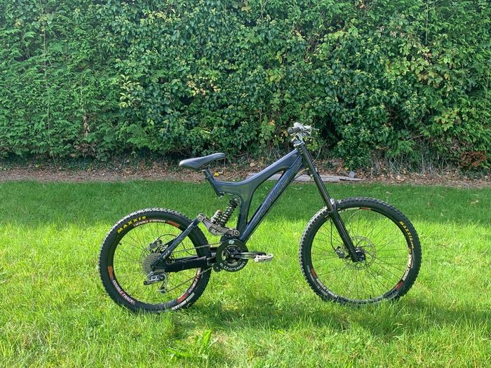 specialized big hit