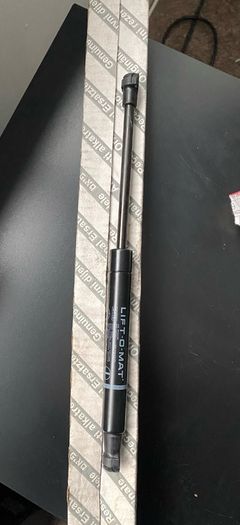 Alfa Romeo 159 Salon New Rear Boot Gas Struts 60680087 For Sale in ...