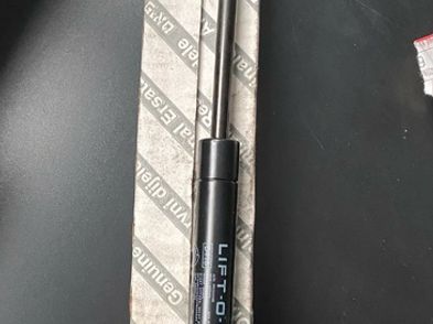 Alfa Romeo 159 Salon New Rear Boot Gas Struts 60680087 For Sale in ...
